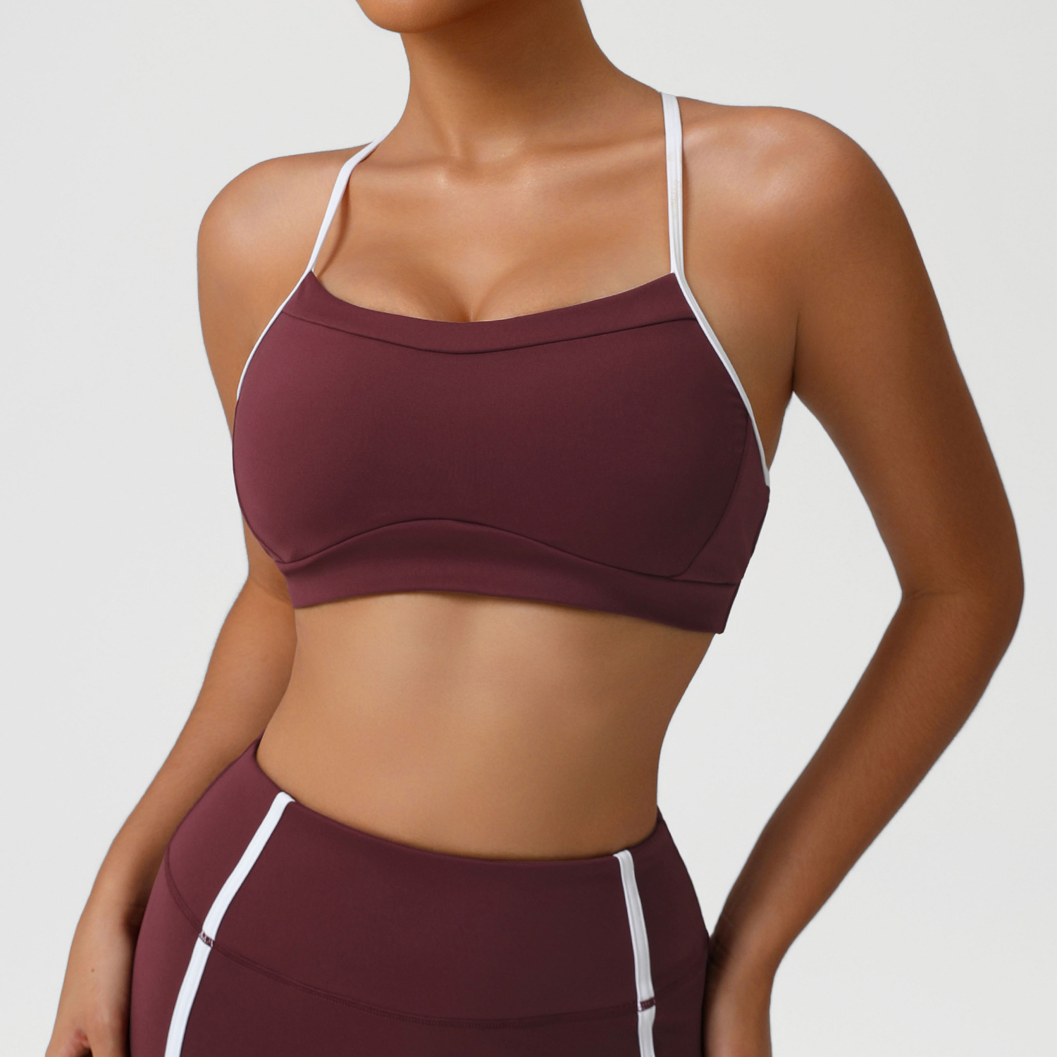 Dehnbare, weiche Sportunterwäs – Sports Bra Racerback Bewertung und Preis