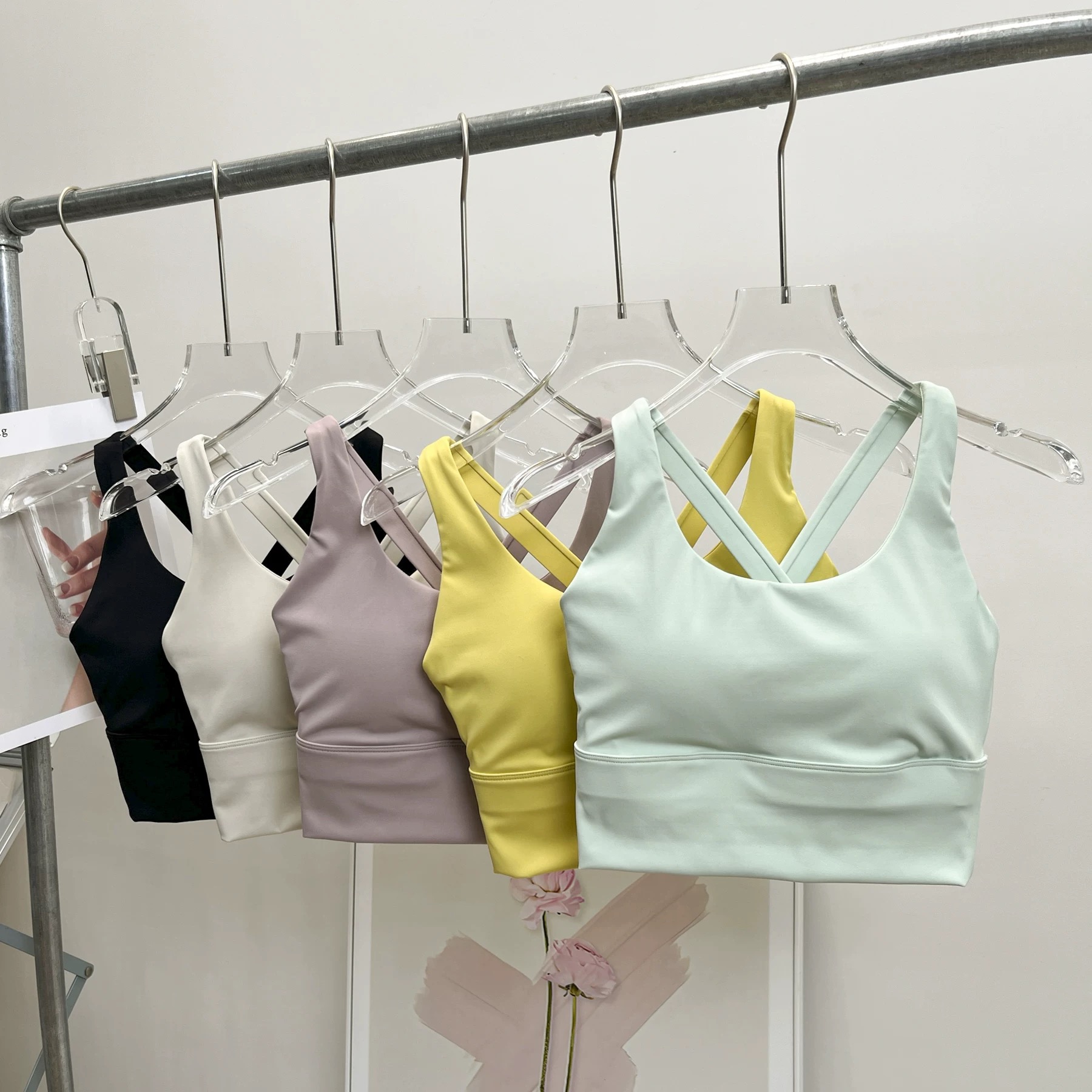 Stoßfester Lauf- und Yoga-BH – – Minimizer Bra Women Bewertung und Preis